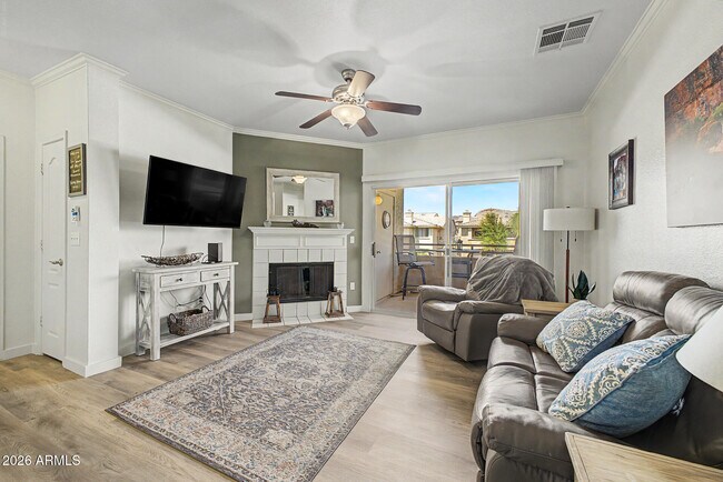 Building Photo - 16013 S Desert Foothills Pkwy