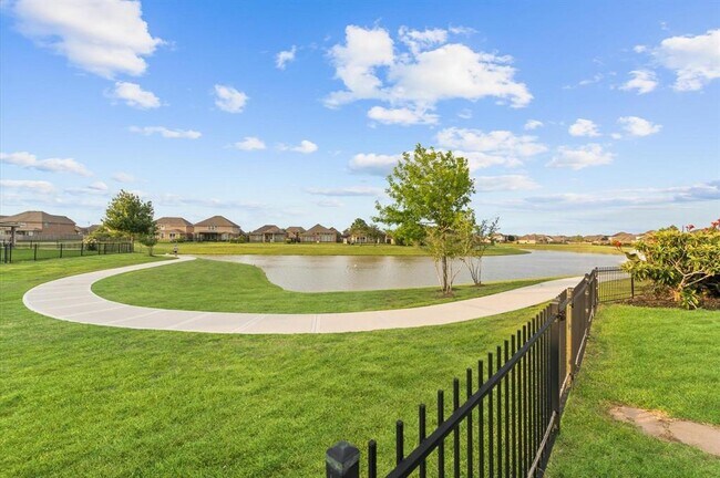 Building Photo - 9415 Vista Falls Ct