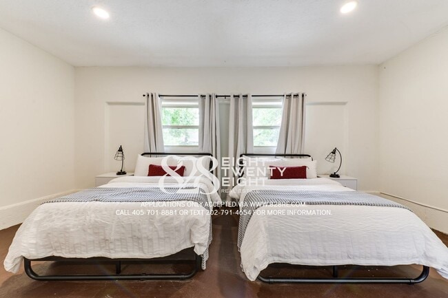 Building Photo - Talk About Unique! MUST SEE 3 bed/2 bath P...