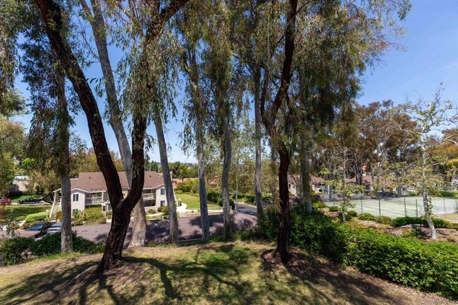 Building Photo - 663 Diamond Way
