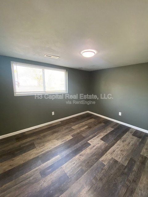 Building Photo - 217 Camelford Dr