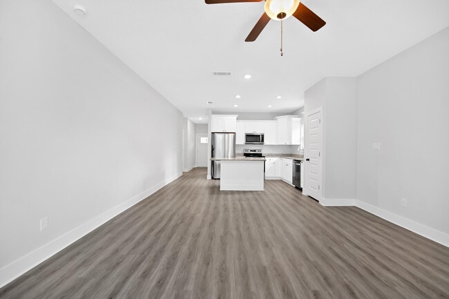Building Photo - 5087 San Pedro Ct