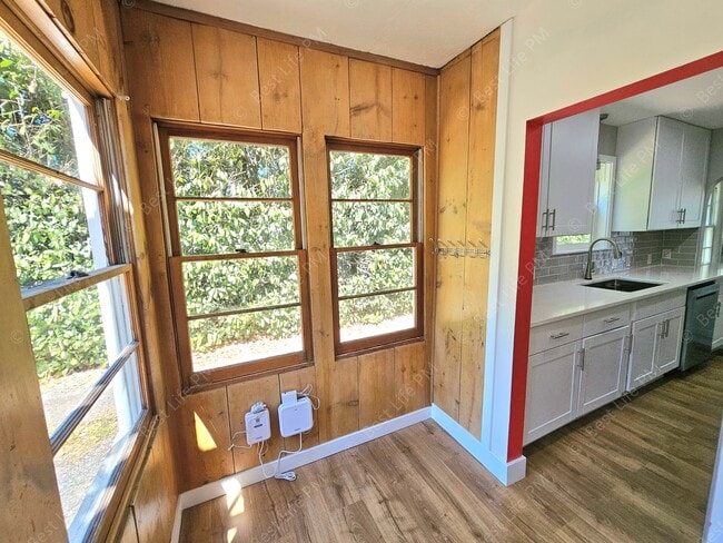 Building Photo - 2627 SE 115th Ave