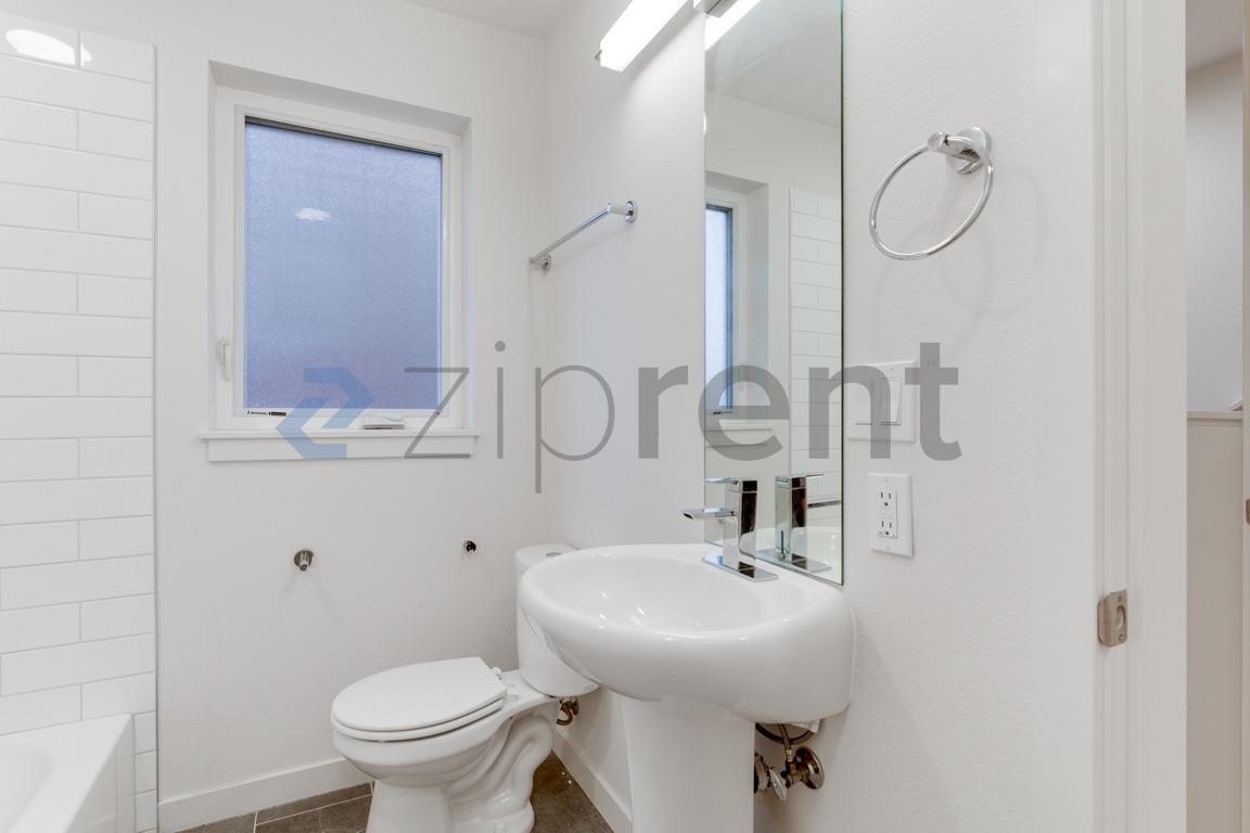 Building Photo - 6736 15th Ave NW