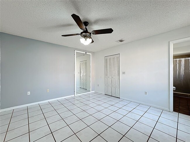 Building Photo - 739 Dromedary Dr