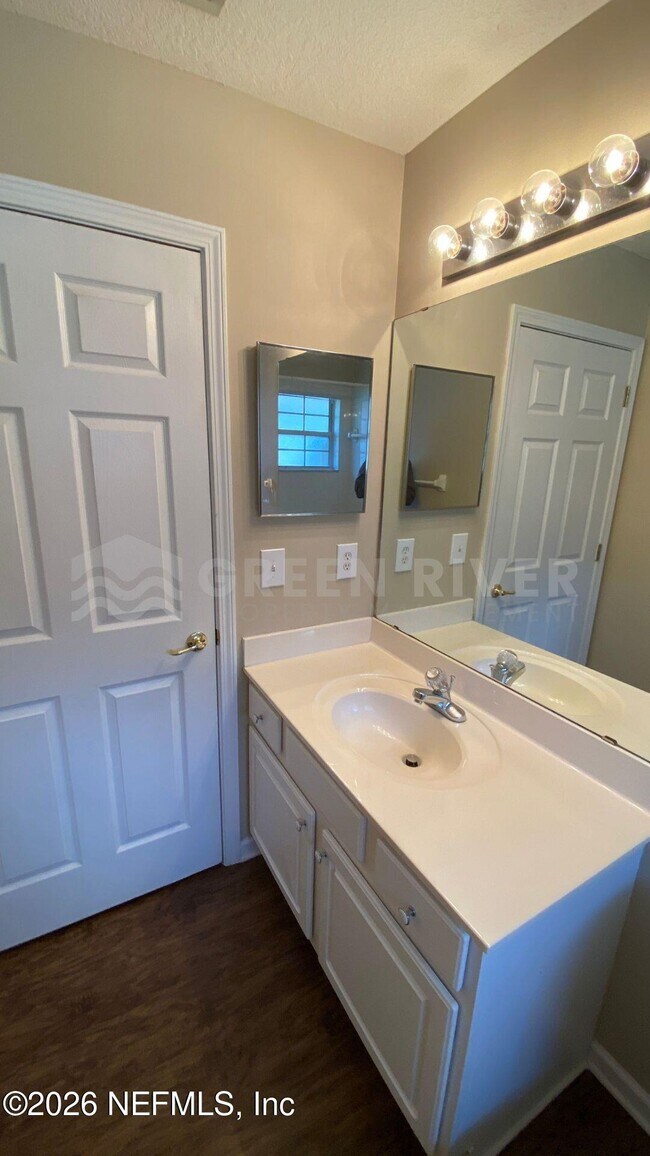 Building Photo - 1691 Dockside Dr