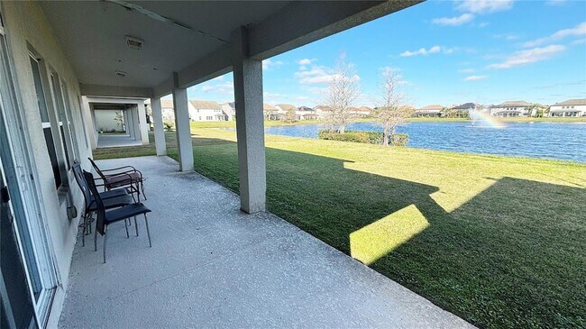 Building Photo - 19363 Fallglo Dr