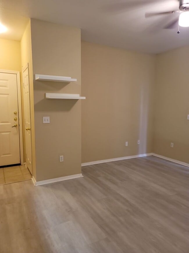 Building Photo - The Preserve at Temple Terrace