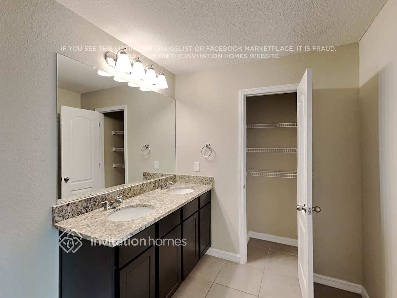 Building Photo - 10527 Whispering Hammock Dr