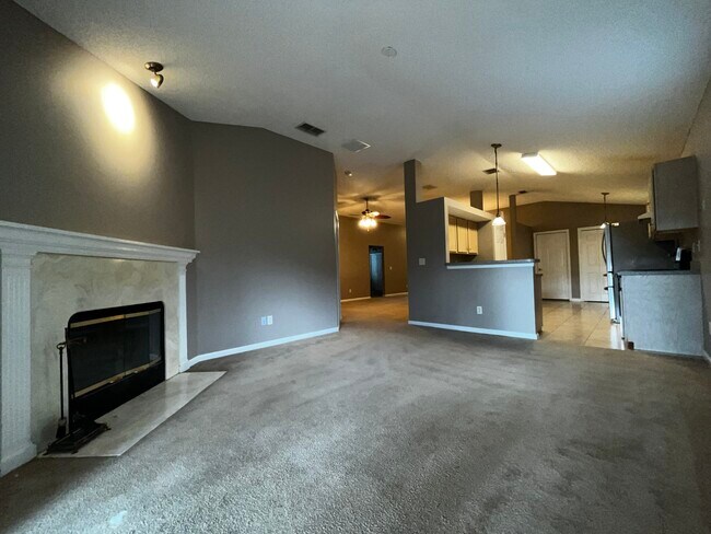 Building Photo - 1410 Soaring Flight Way