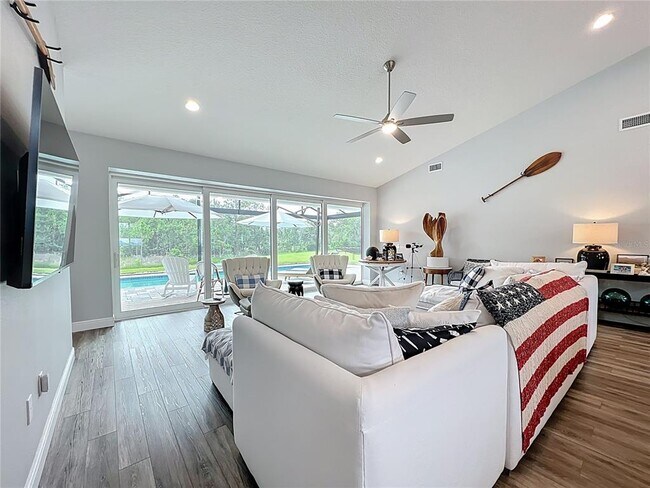 Building Photo - 10224 South Bay Lake Rd