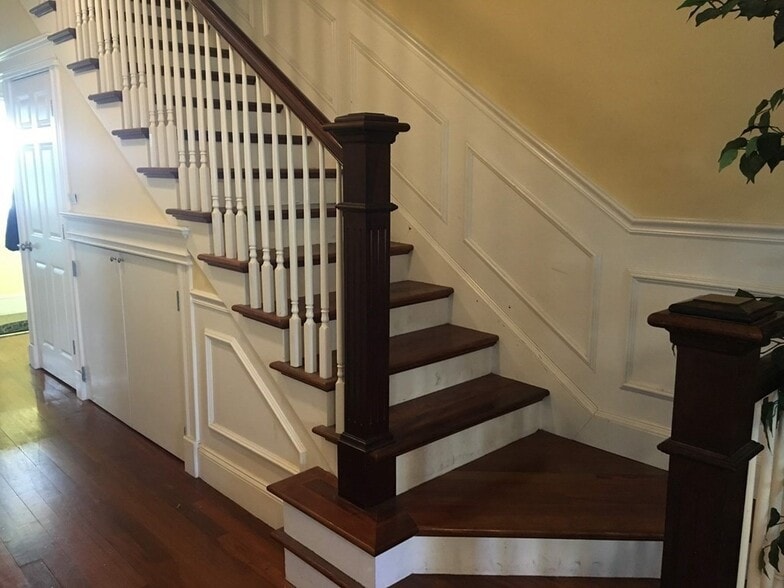 Building Photo - 536 Dorchester Ave