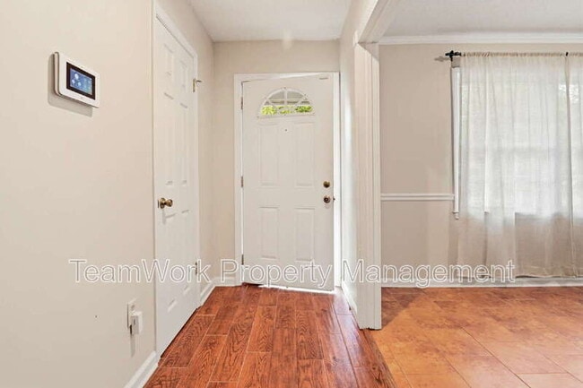 Building Photo - 4467 Donwood Cir