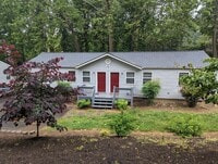 Building Photo - 22B Iris St