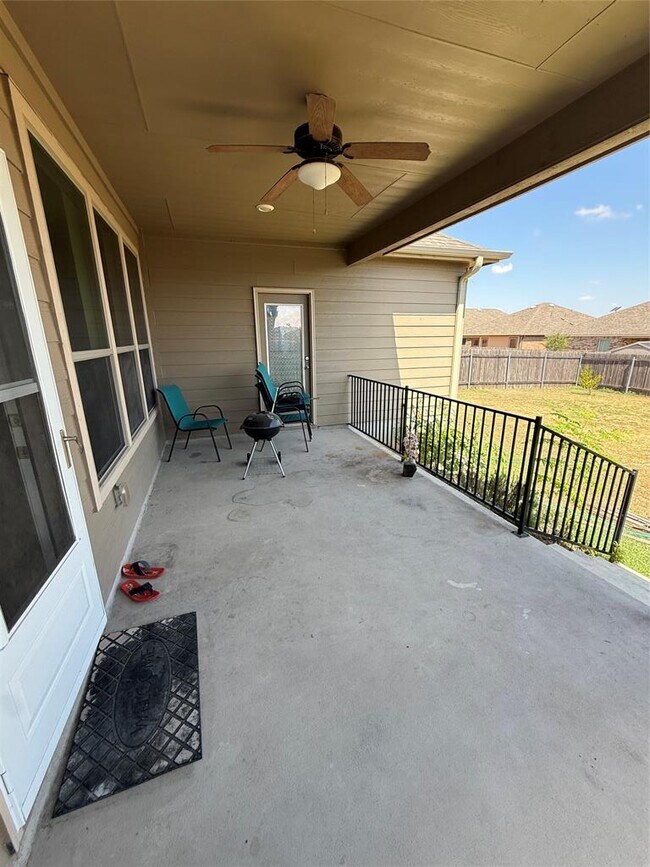 Building Photo - 16602 Brogan Ln