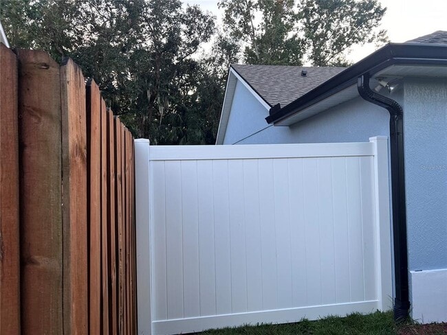 Building Photo - 2537 Coachbridge Ct