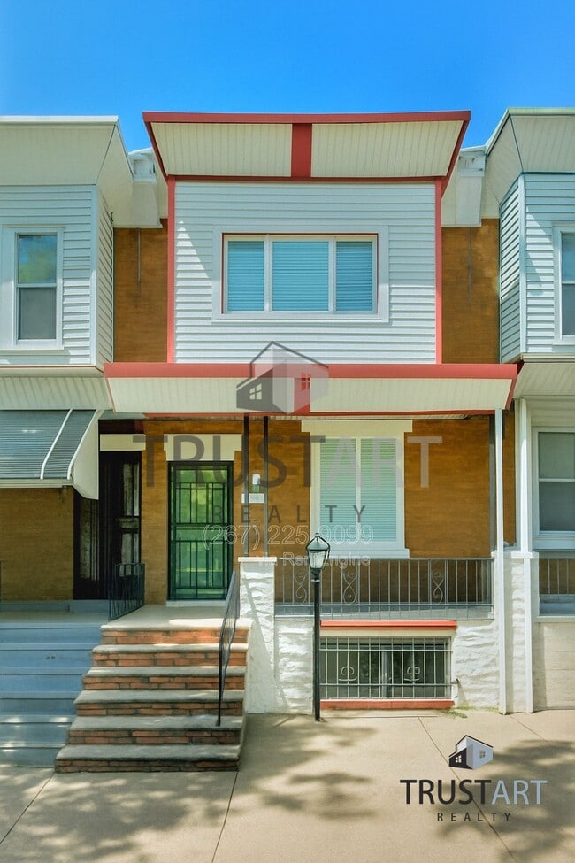 Building Photo - 1910 N Myrtlewood St