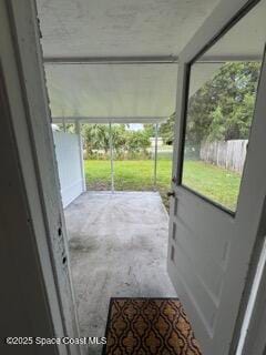 Building Photo - 2581 Stratford Dr