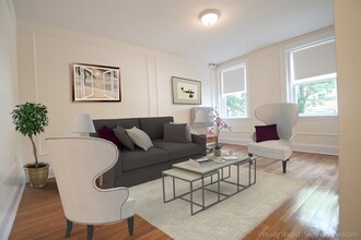 Building Photo - Beautiful 1Br/1Bth apartment! Heat/Hot Water inc.  Must see!