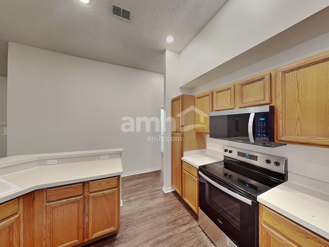 Building Photo - 12636 Enclave Dr