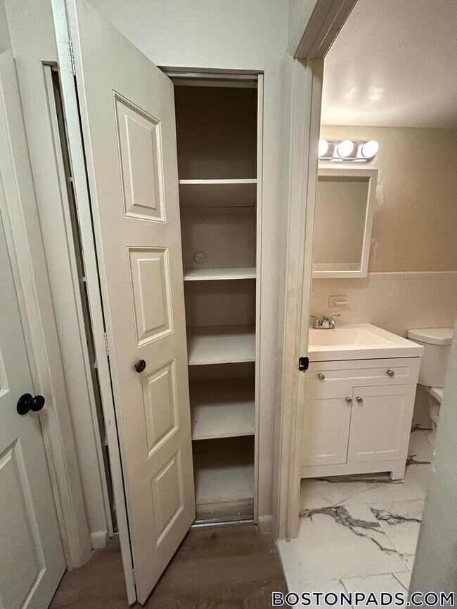 Building Photo - 30 Normandy Ave