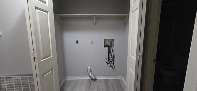 Building Photo - 2508 Melody Ln