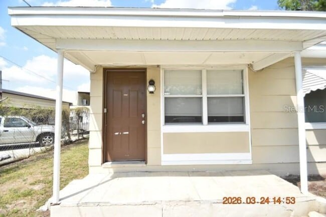 Building Photo - 4006 E Paris St