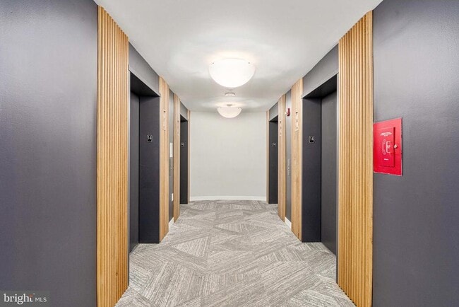 Building Photo - 851 N Glebe Rd