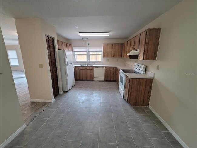 Building Photo - 456 Hunter Cir