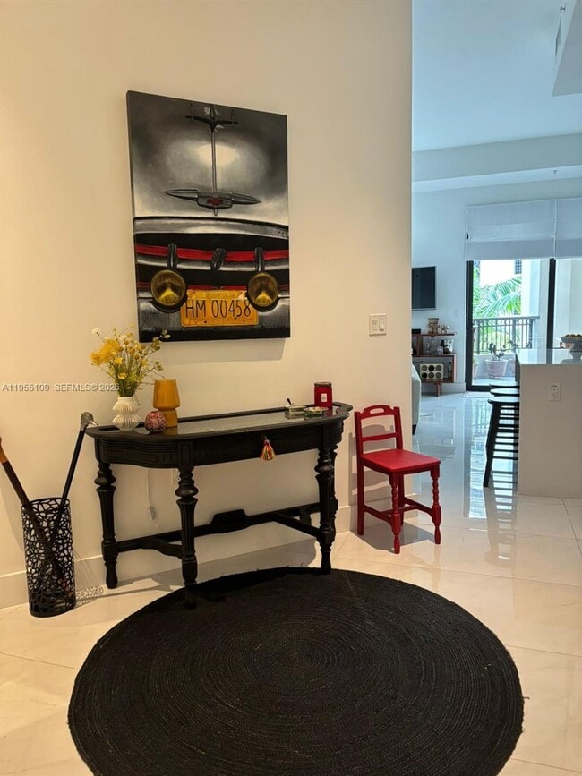 Building Photo - 301 Altara Ave