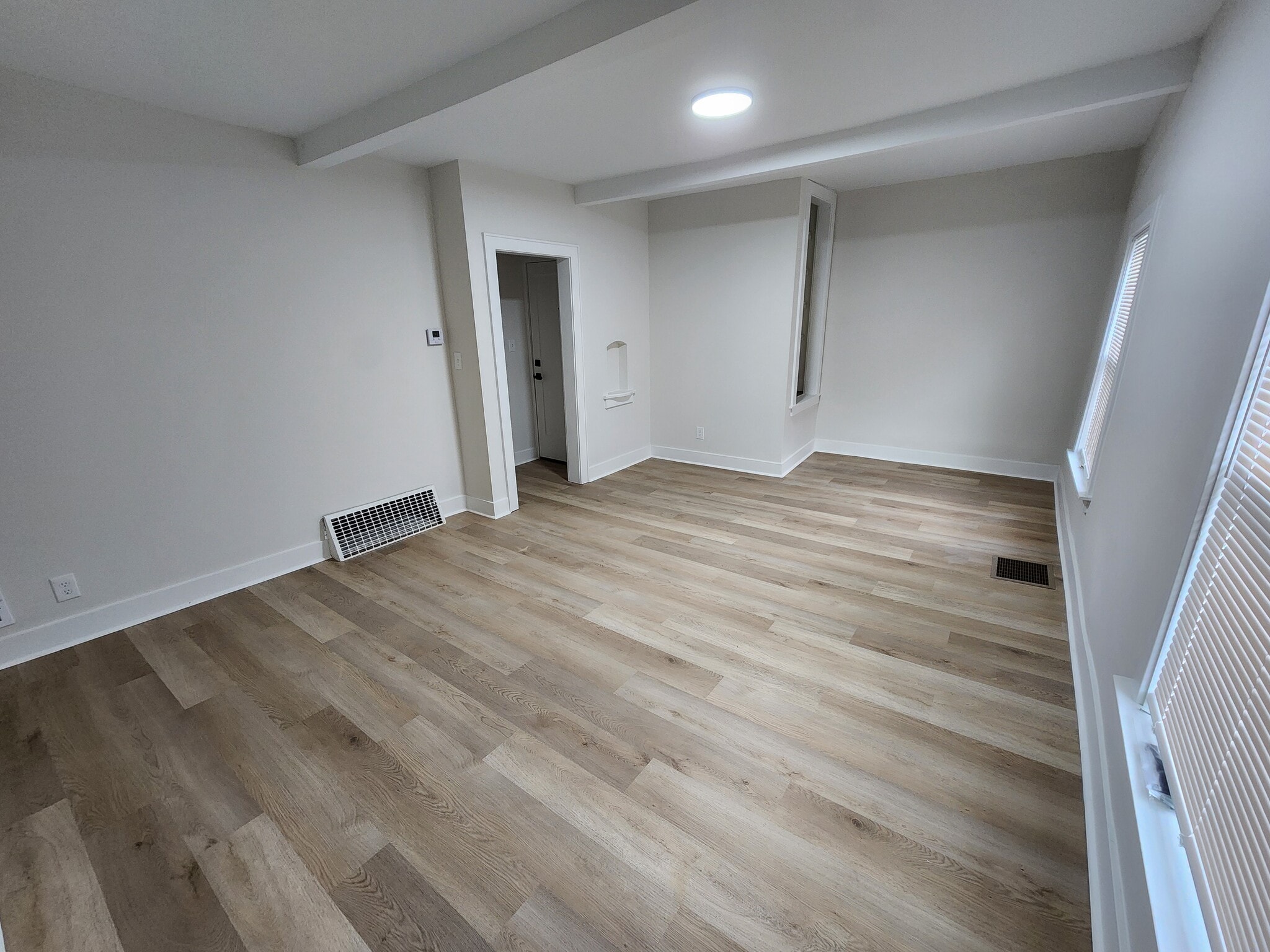 Building Photo - 29 W Patterson Ave