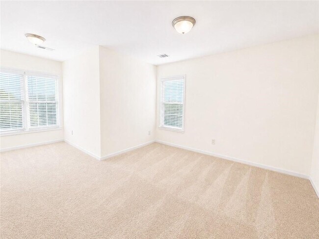 Building Photo - 3487 Harvest Ridge Ln NE