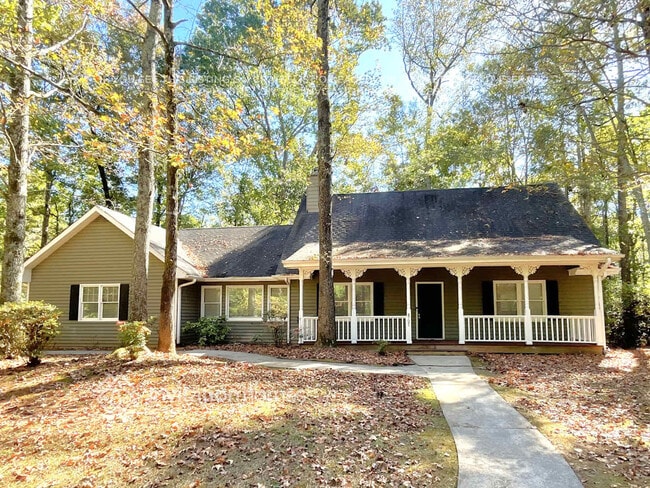 Building Photo - 4721 W Lake Dr SE