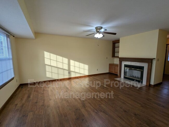 Building Photo - 302 Pigeon Pass Rd