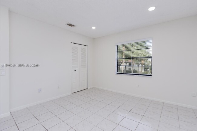 Building Photo - 21529 Cypress Hammock Dr