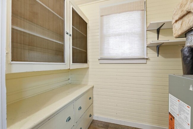 Building Photo - 482 South St