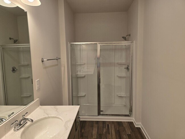 Building Photo - Brand new 3 bed 2.5 bath Townhome located ...