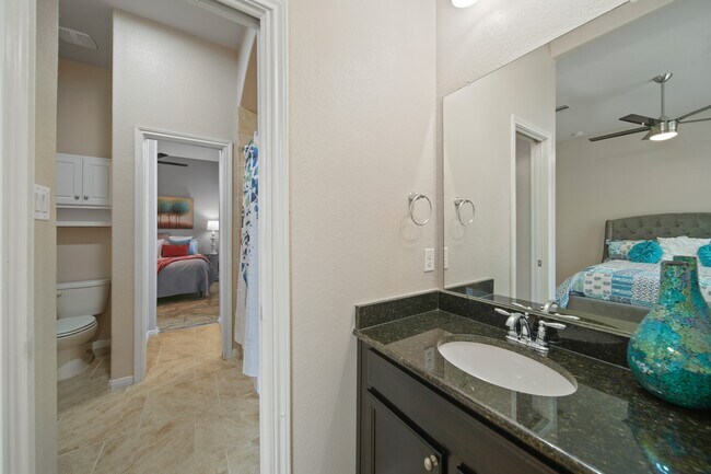 Building Photo - 6614 Sterling Shores Ln