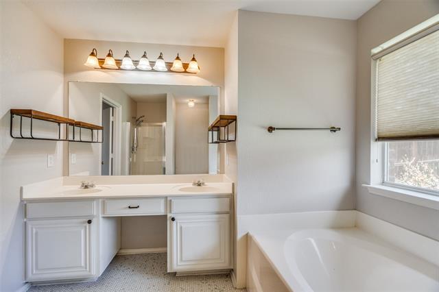 Building Photo - 2412 Heads And Tails Ln