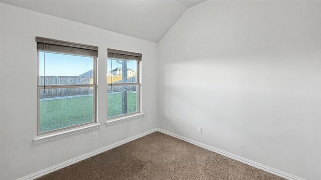 Building Photo - 16617 Hidden Cove Dr