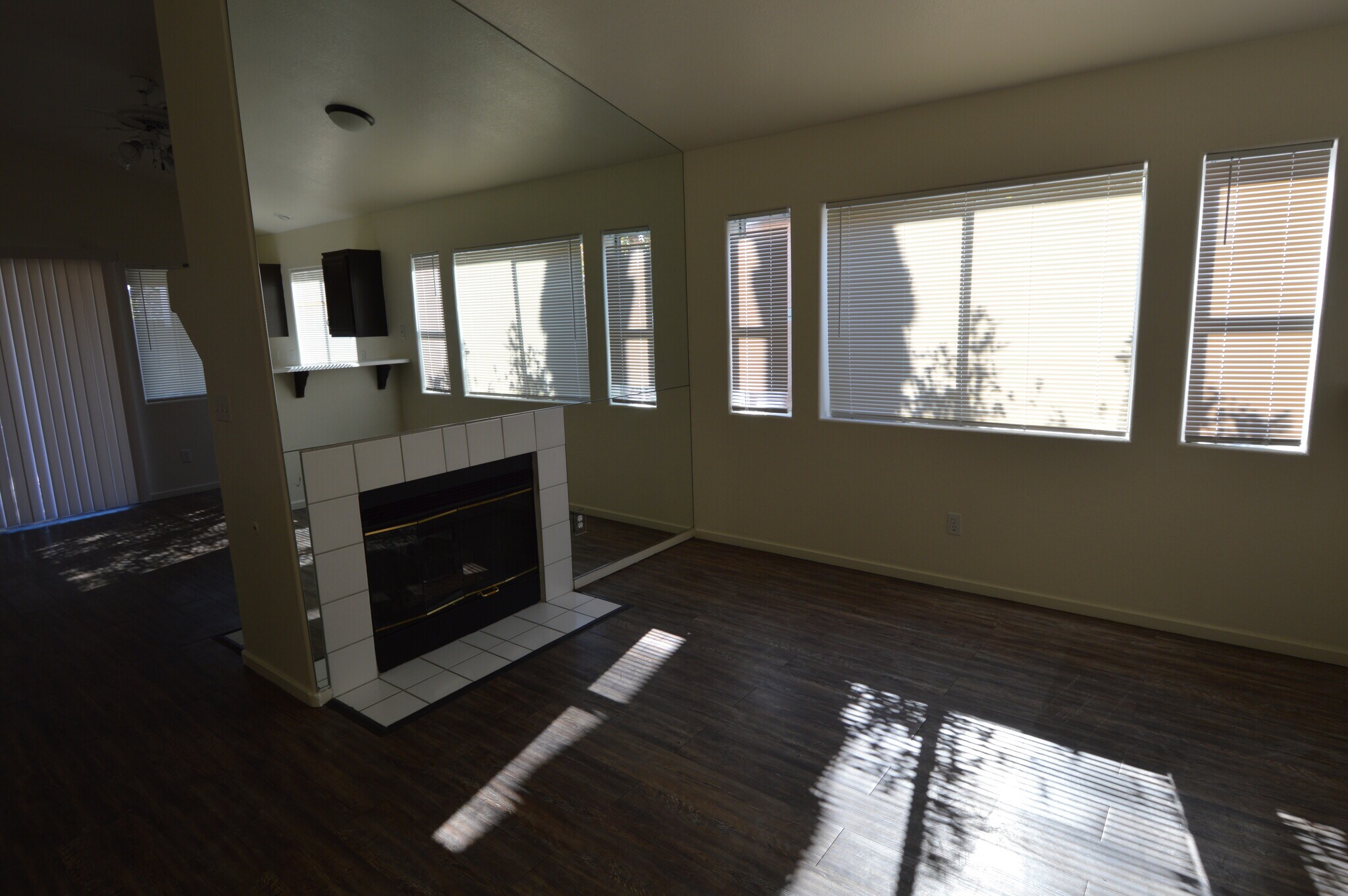 Building Photo - 3944 Canyon Meadows Ct