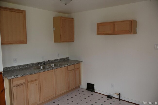 Building Photo - 10934 Marne St