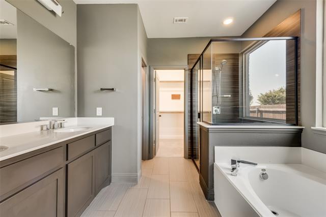 Building Photo - 15404 Pioneer Bluff Trail