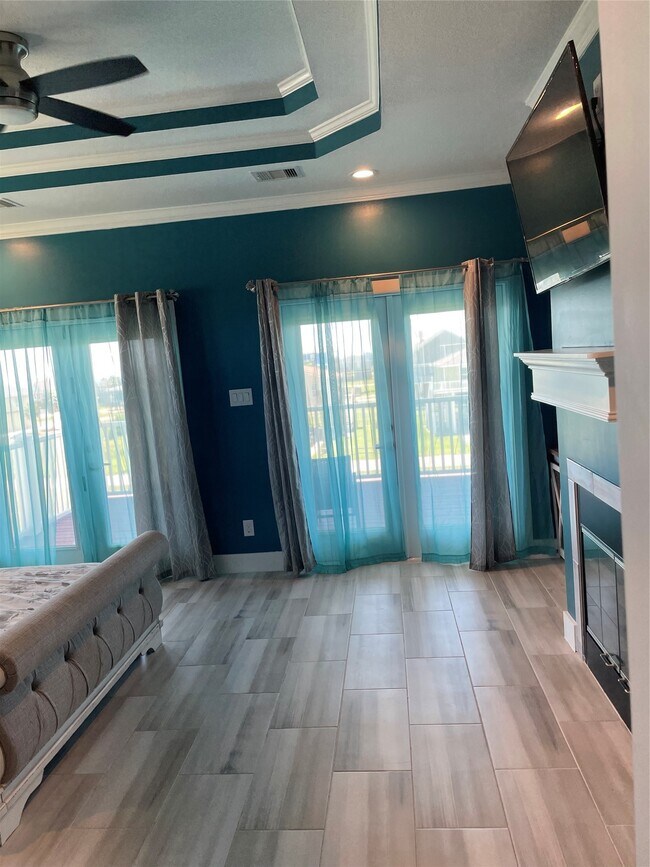 Building Photo - 22903 Miramar Dr