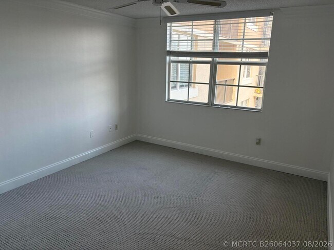 Building Photo - 1801 N Flagler Dr