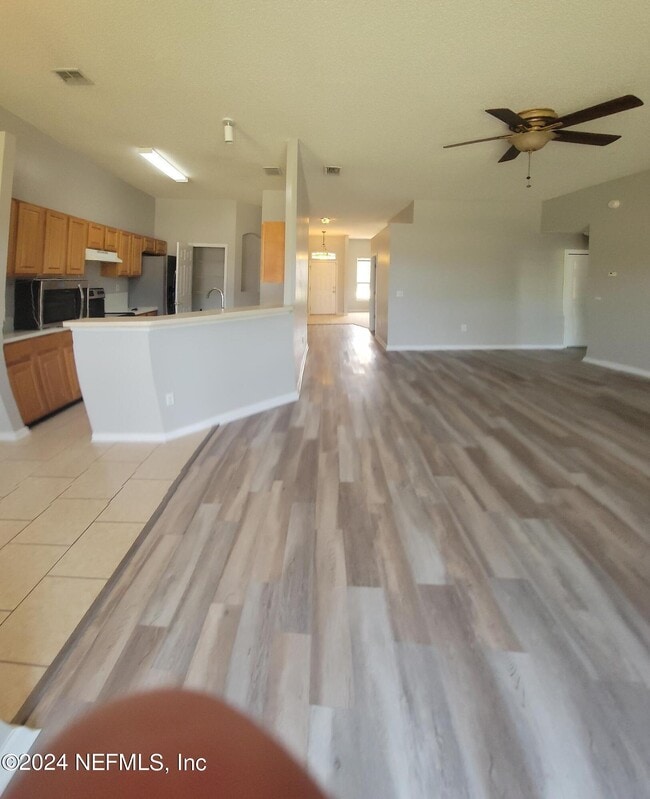 Building Photo - 12359 Wavyleaf Ct