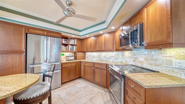 Building Photo - 988 Blvd of the Arts