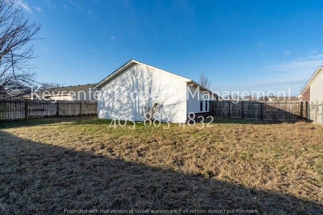 Building Photo - 3 Bed | 2 Bath in Owasso!