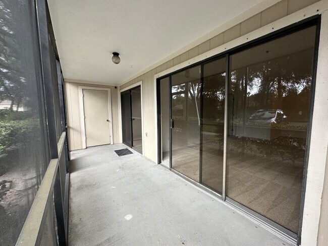 Building Photo - 6002 Laketree Ln