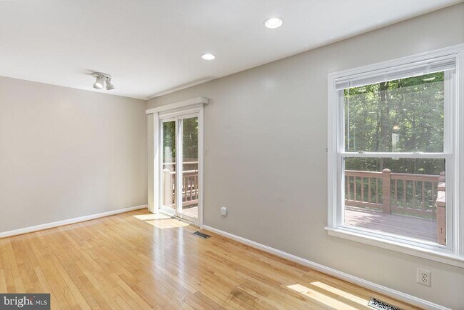 Building Photo - 8073 Morning Meadow Ct